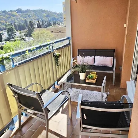 Charming 2 Rooms, Air Conditioning, Terrace, Wifi